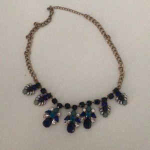 Statement necklace
